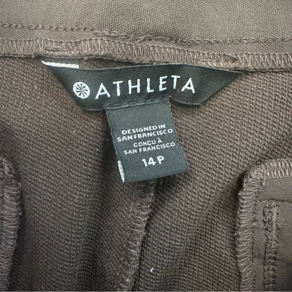 Athleta Wander Hybrid Striaght Leg Pant Walnut Brown Womens Petite Sz. 14P
